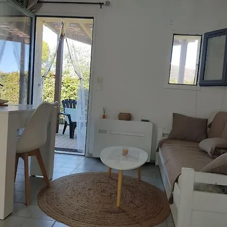 Maisonnette De Ле Баркарес